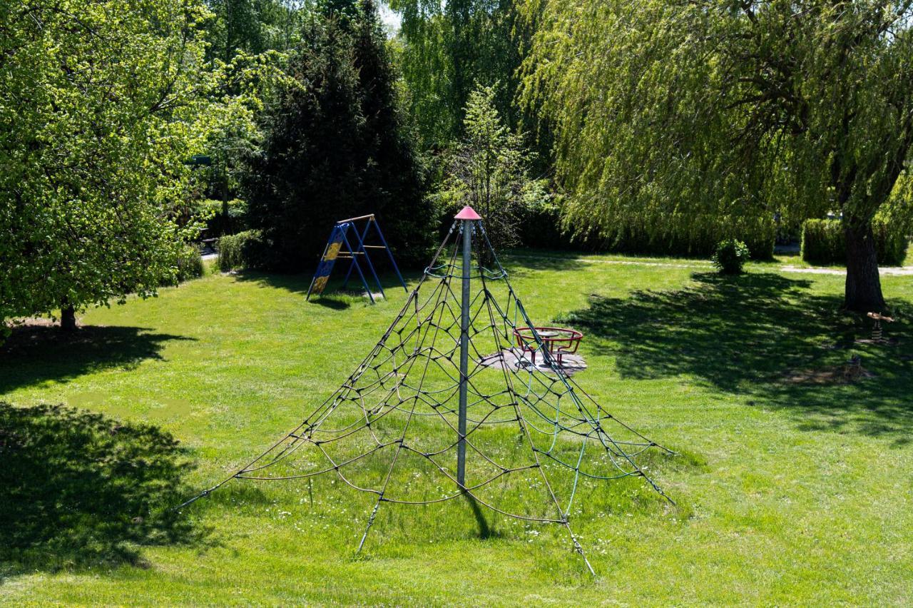 Hotel Nalu Glamp à Ujście-Darłowskie Extérieur photo